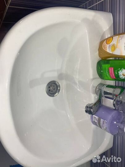 Раковина в ванную бу