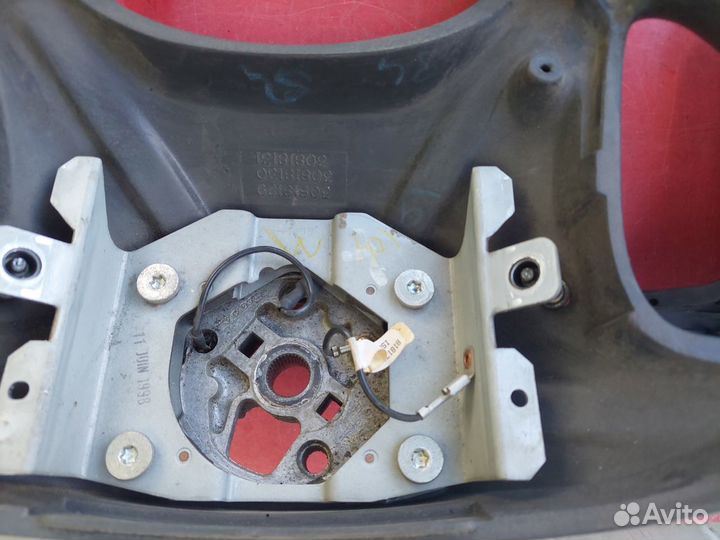 Рулевое колесо Volvo S40