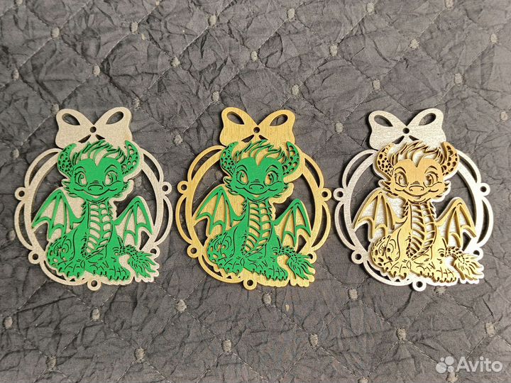 Игрушки новогодние драконы