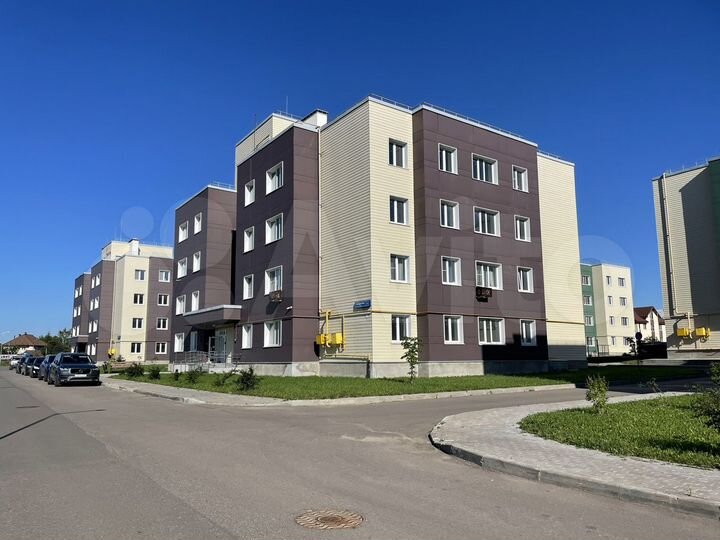 3-к. квартира, 79,7 м², 2/4 эт.