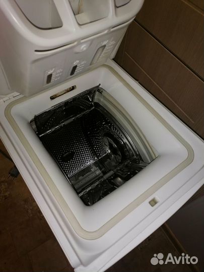 Стиральная машина с вертикальной загрузкой