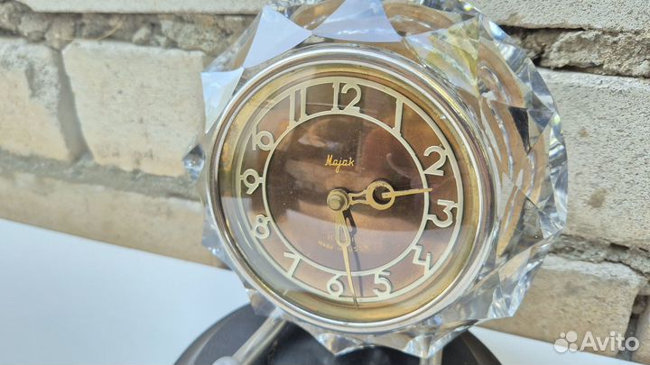 Часы Маяк в хрустале СССР механические на ходу