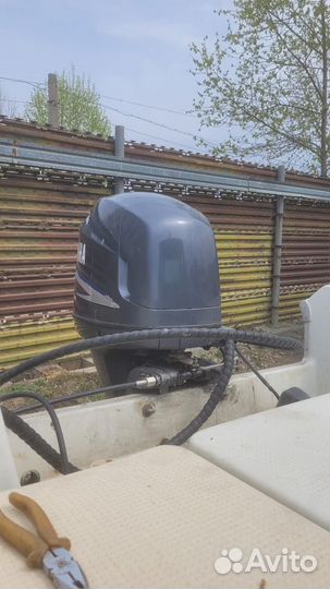 Продаётся лодочный 4x тактный мотор Yamaha F115