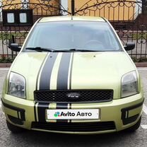 Ford Fusion 1.6 MT, 2005, 280 000 км, с пробегом, цена 370 000 руб.