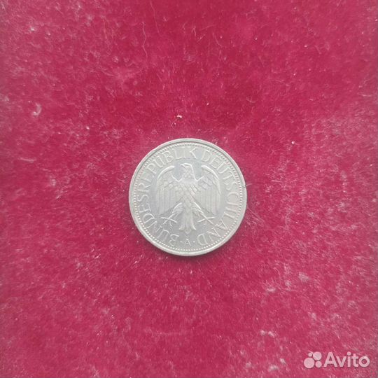 Монета 1 немецкая марка 1990 года
