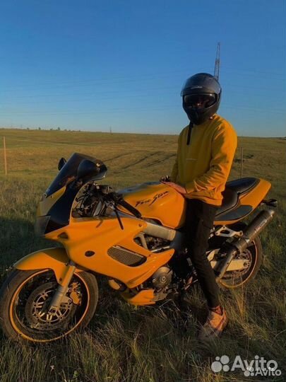 Honda VTR 1000F