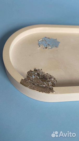 Овальная подставка из гипса (ручная работа)