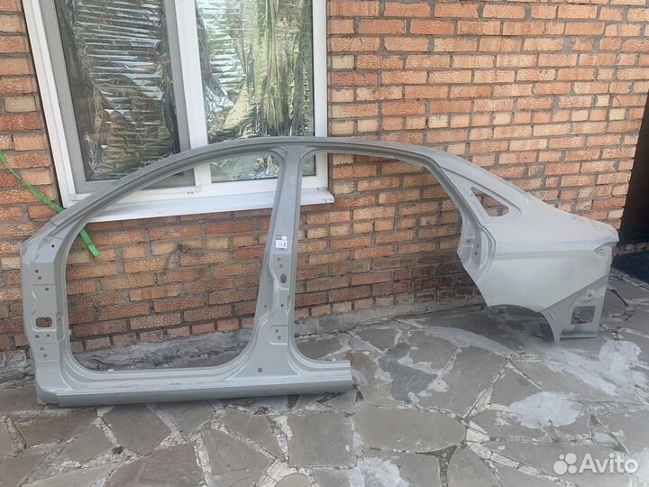 Левая сторона на автомобиль лада веста