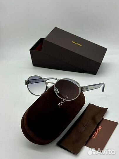 Солнцезащитные очки tom ford