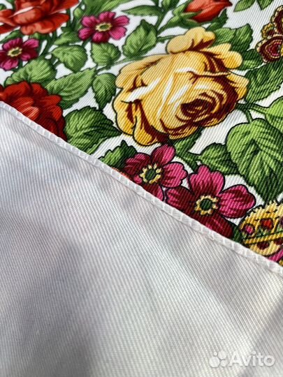 Павловопосадский платок белый