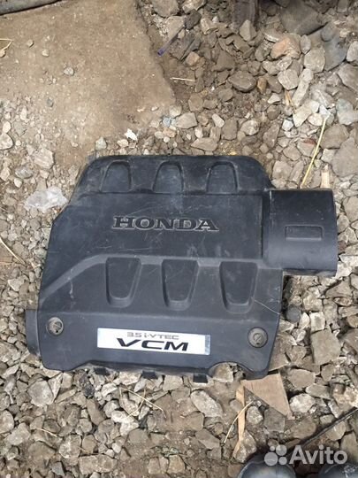 Накладка двигателя Honda Crosstour