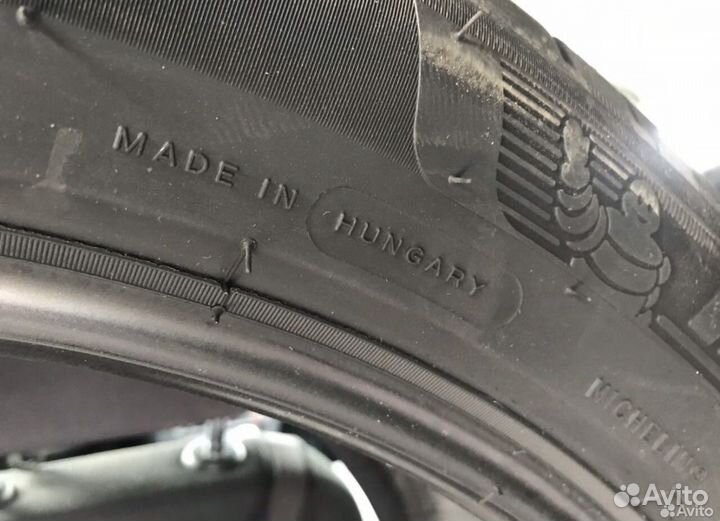 Michelin Pilot Sport 4 SUV 295/40 R21 111Y