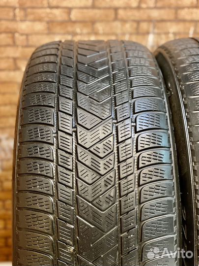 Pirelli Scorpion Winter 275/45 R21