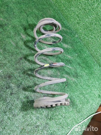 Задняя пружина Hyundai Getz рестайлинг 1.4 2009