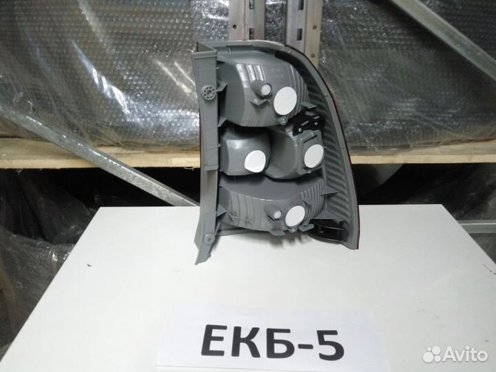 Фонарь левый Kia Sportage 2 JE 2005-2010