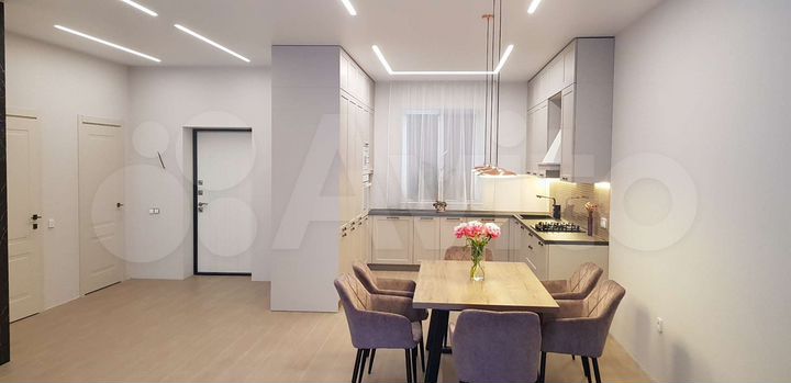 Дом 277 м² на участке 4 сот.