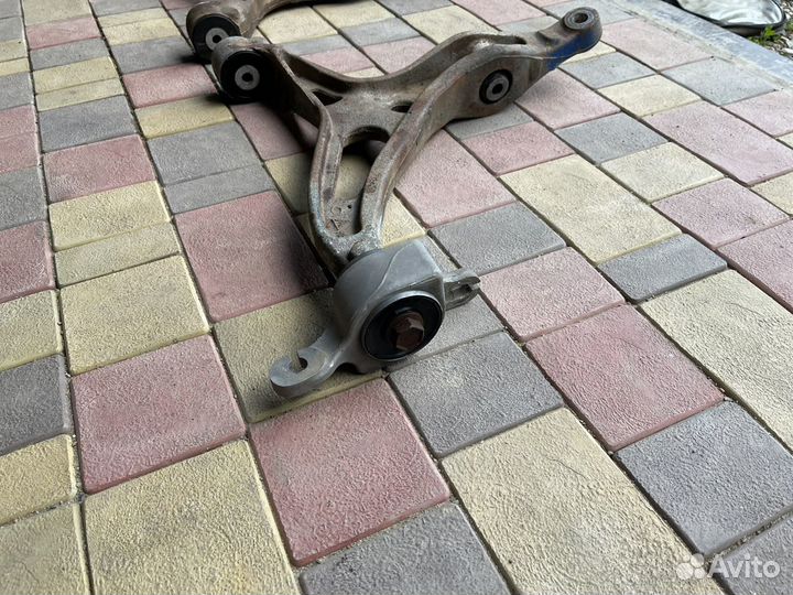 Рычаги передние ML 164 amg 6.3