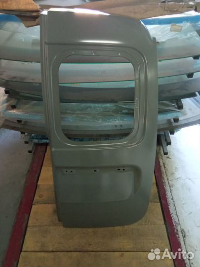 Дверь задка правая в сборе LADA Largus (универсал)