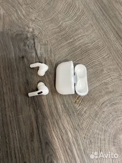 Беспроводные наушники apple airpods pro 1