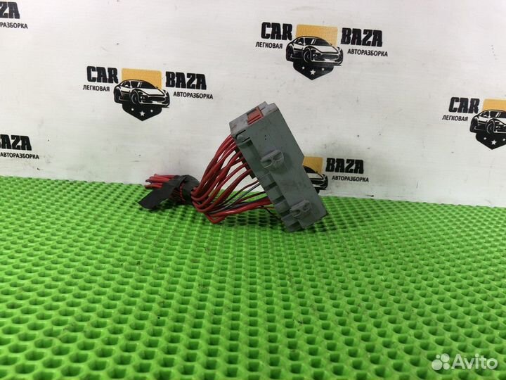 Блок предохранителей Volvo XC90