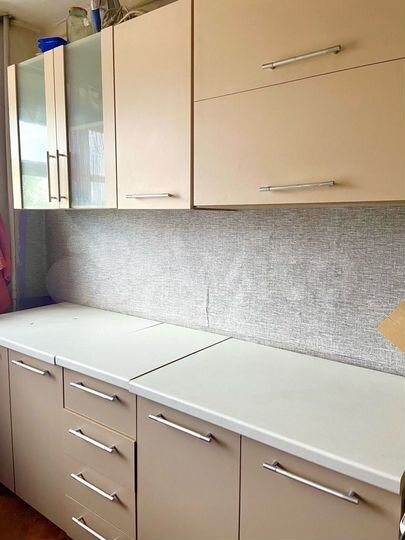 Комната 9 м² в 5-к., 5/5 эт.