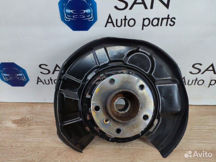 Кулак задний правый Bmw 3 F30 N55B30 2012