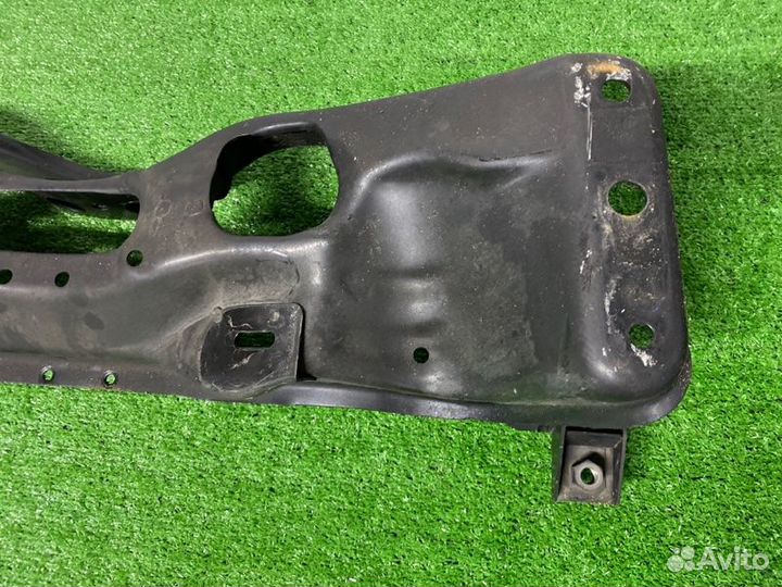 Балка под двигатель Subaru Forester SG5 EJ205 2003