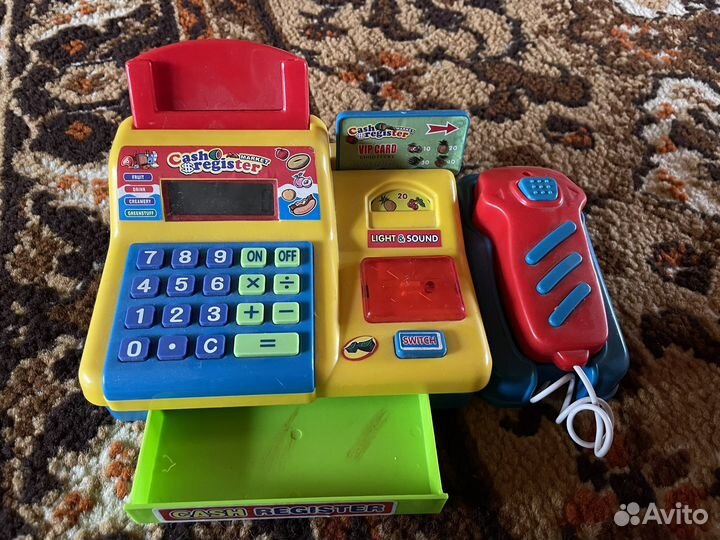 Игрушечная касса