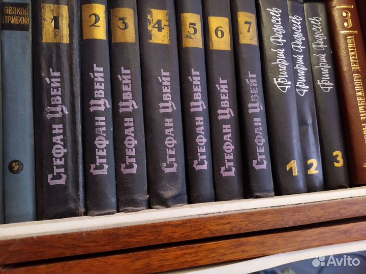 Библиотека книг более 200