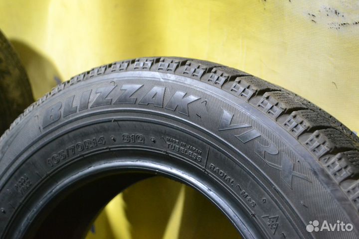 Bridgestone Blizzak VRX 165/70 R14