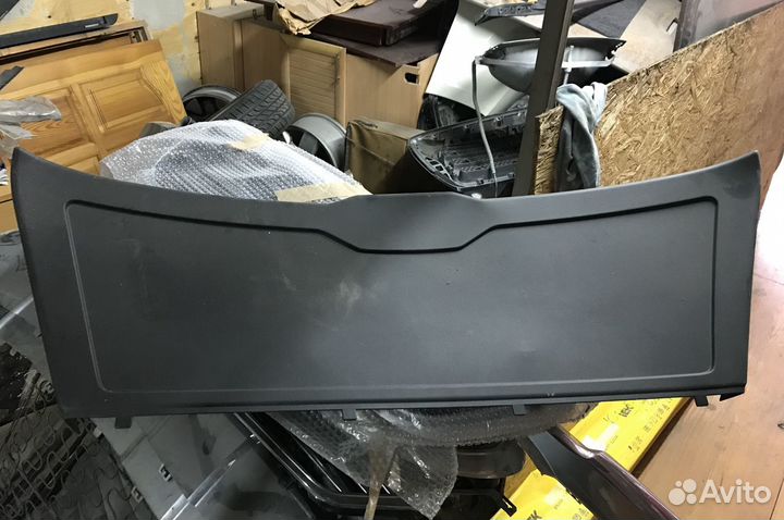 Обшивка багажника GLK 204