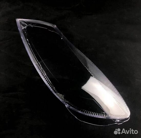 Стекло фары Skoda Octavia а5 2009-2013