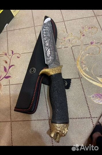 Нож с головой волка