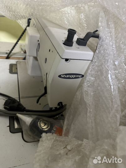 Швейная машина челночного стежка зигзаг