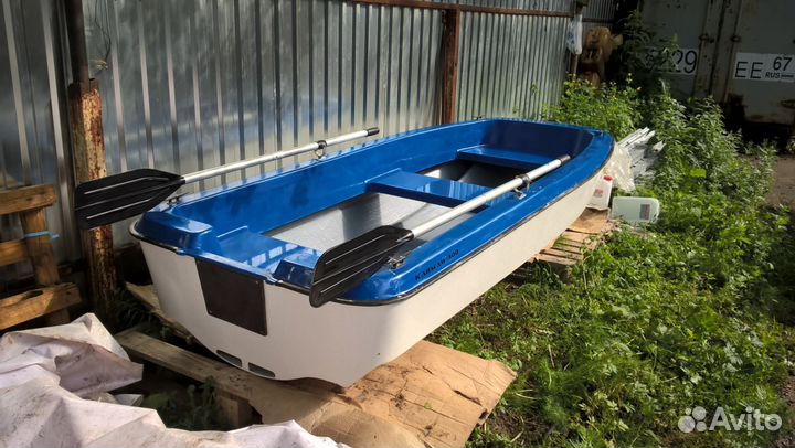 Моторно-вёсельная лодка 