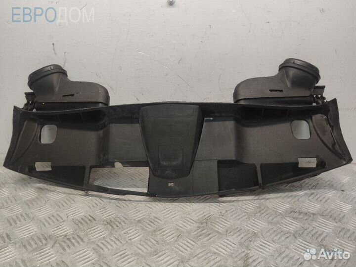 Воздуховод на телевизор м273 mercedes W212 s1134094