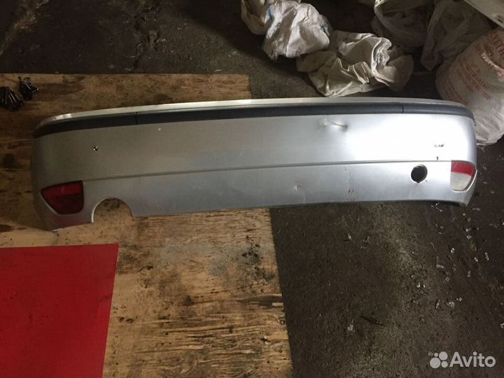 Бампер задний Форд Фокус Ford Focus 1 хэтчбек