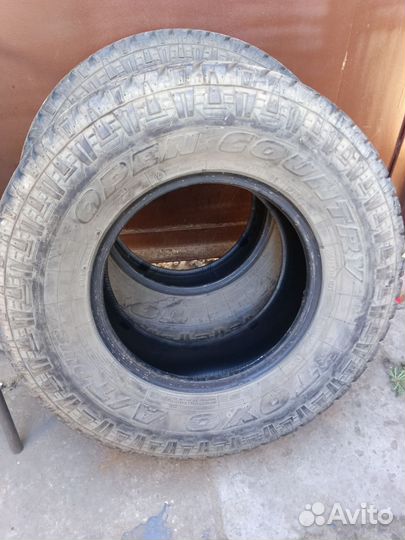 Toyo Open Country I/T 265/70 R15 112