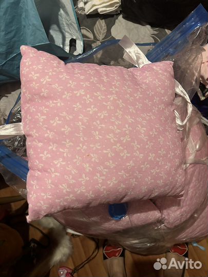 Бортики на детскую кроватку