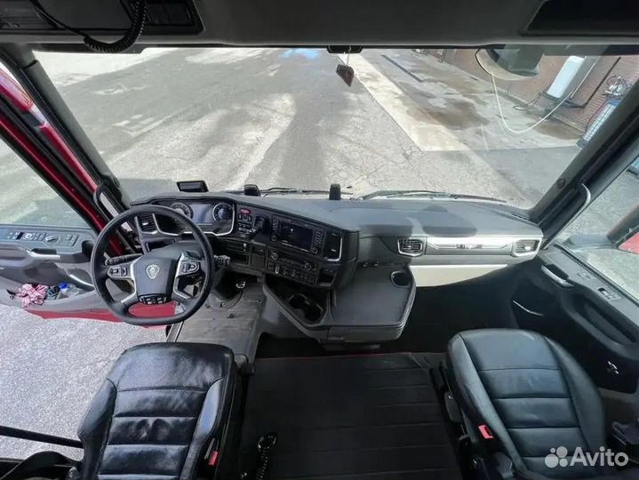 Pазбираем грузовик Scania 6 series с 2016