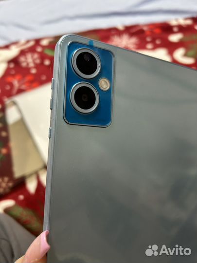 Планшет новый