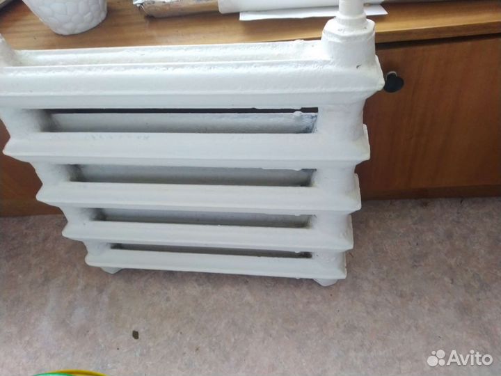 Батарея чугунная