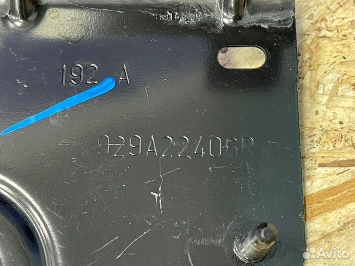 Кронштейн Renault Kaptur