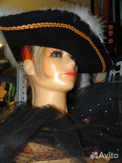 Кукла-голова,Германия