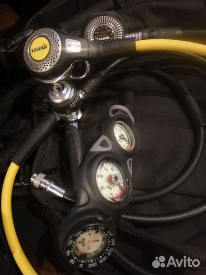 Жилет-компенсатор, регулятор и его составляющие