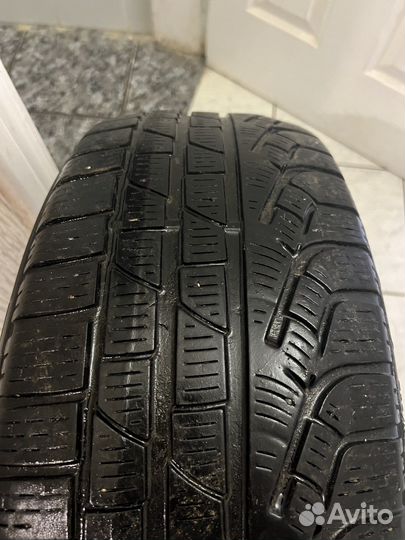Pirelli Winter Sottozero 210 225/60 R17 99