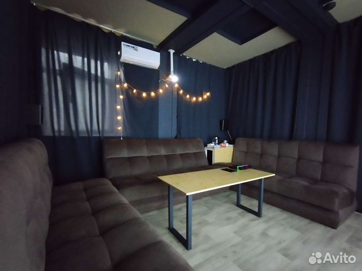 Караоке-комната