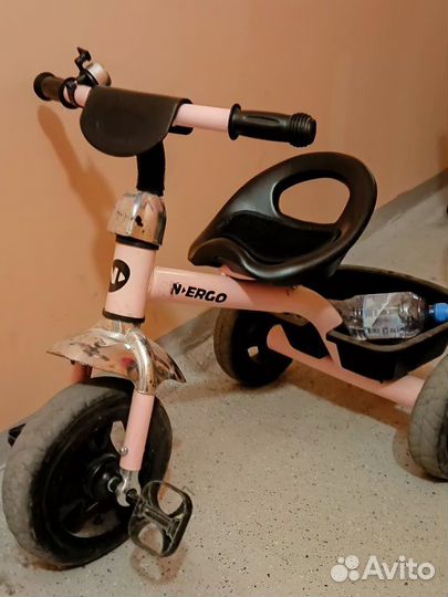 Трехколесный велосипед