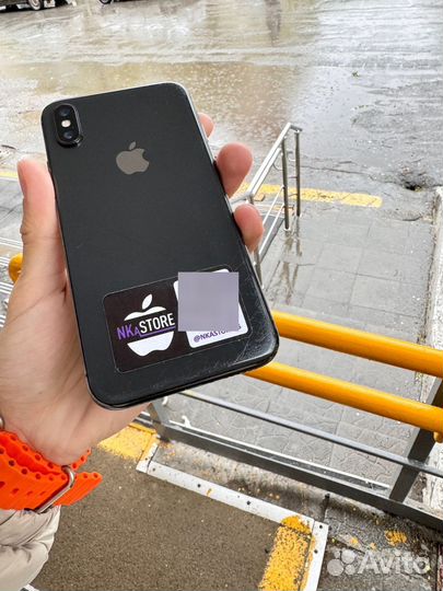 iPhone X, 64 ГБ