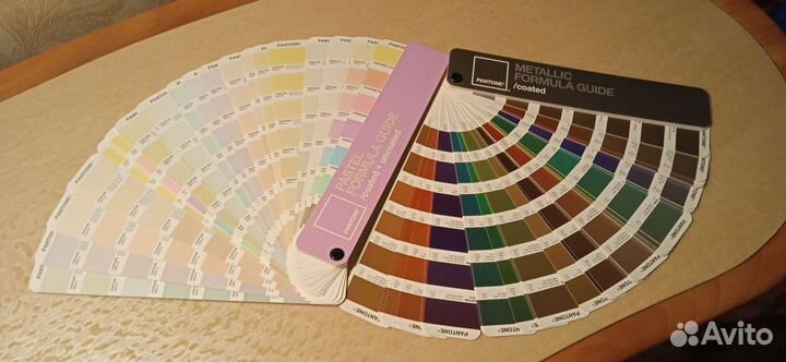 Набор вееров pantone (оригинал)